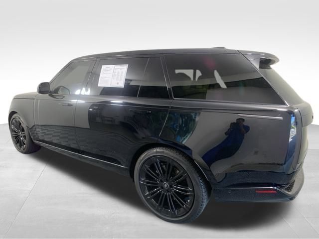 2023 Land Rover Range Rover SE 5