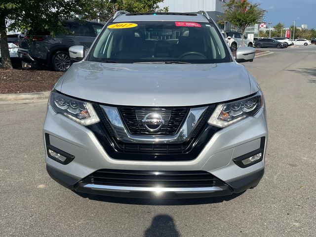 2017 Nissan Rogue SL 8