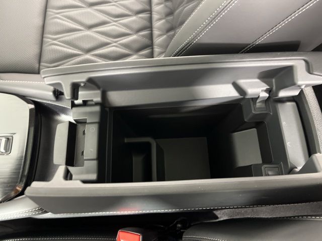 2025 Champagne Silver Metallic/Super Black Nissan Rogue Platinum FWD SUV