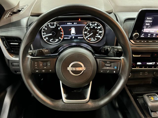 2022 Nissan Rogue SV 14