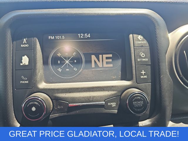 Used 2020 Silver Jeep Sport image 20