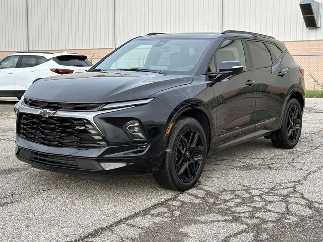 Black 2024 Chevrolet Blazer SUV / Crossover Front-Wheel Drive 9-Speed Automatic Overdrive