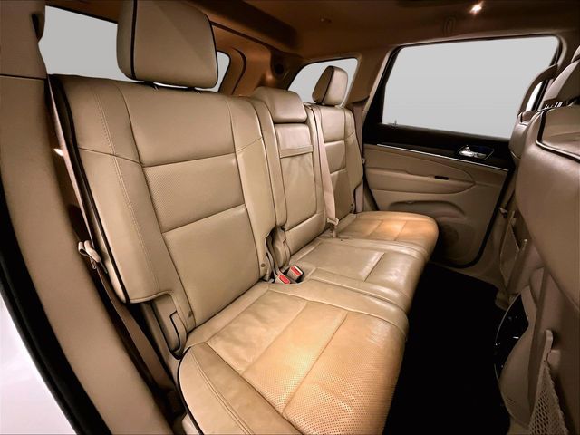 2020 Jeep Grand Cherokee Overland White at Auto Express Mitsubishi