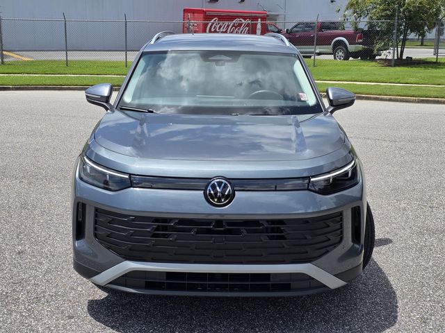 Used 2025 Volkswagen Tiguan SUV