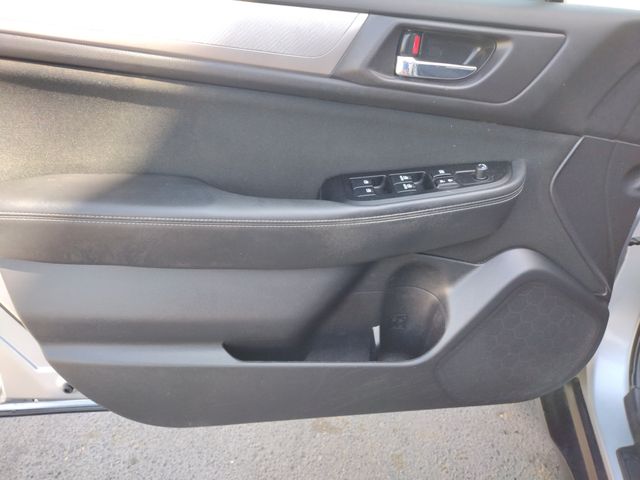 2016 Subaru Outback 2.5i Premium photo