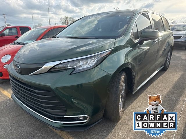 Cypress 2022 Toyota Sienna XLE 7-Passenger AWD Minivan All-Wheel Drive Continuously Variable Transmission