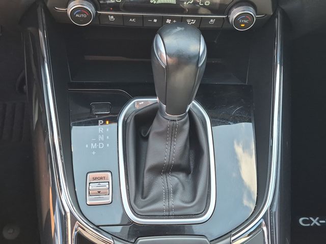 Used 2021 White Mazda Grand Touring image 26