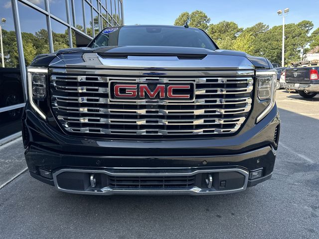 Used 2024 Black GMC Denali image 9