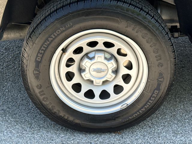 Used 2023 Brown Chevrolet Work Truck image 9