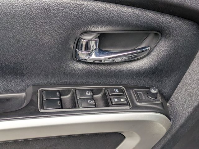 Used 2019 Nissan Titan SV 4D Crew Cab