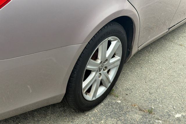 Used 2007 Beige Lexus 350 image 4