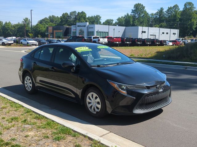 Used 2022 Black Toyota L image 15