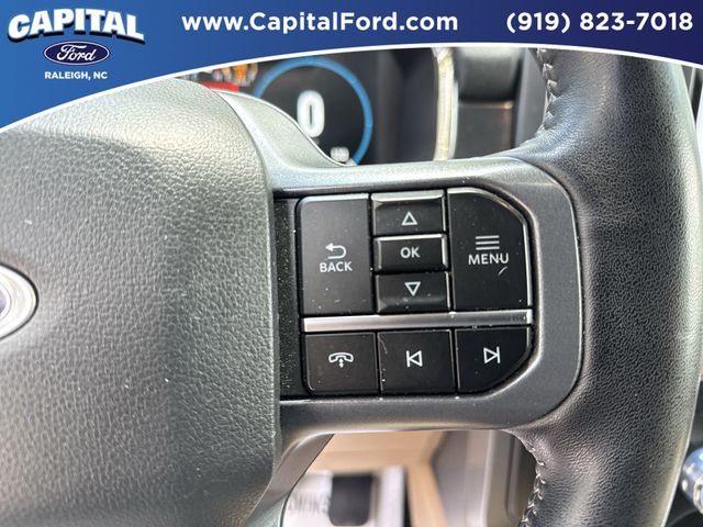Used 2023 White Ford Lariat image 24