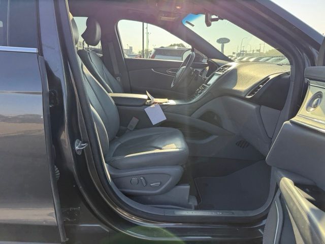 2019 Magnetic Gray Metallic Lincoln Nautilus Reserve AWD SUV