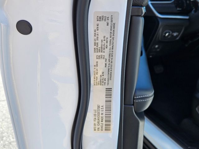 2025 Jeep Grand Cherokee L Laredo X 4x4