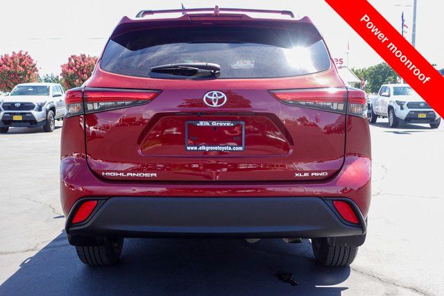 used 2023 Toyota Highlander car, priced at $34,099