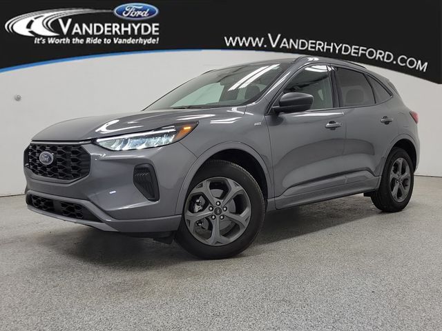 Carbonized Gray Metallic 2024 Ford Escape SUV / Crossover All-Wheel Drive 8-Speed Automatic