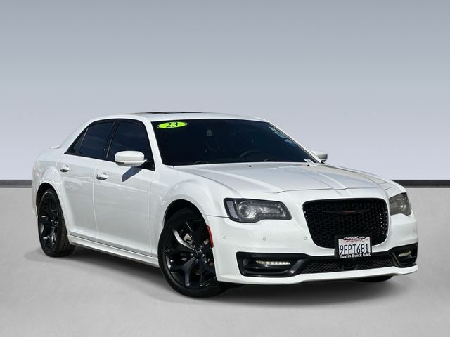 Bright White Clearcoat 2023 Chrysler 300 S V8 RWD Sedan Rear-Wheel Drive 8-Speed Automatic
