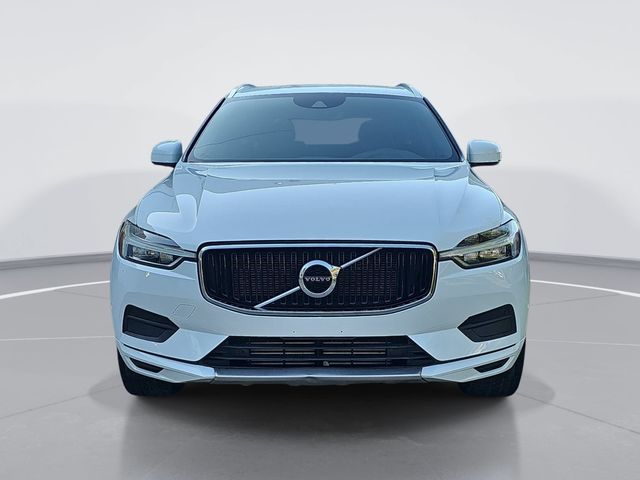 Used 2019 White Volvo T6 Momentum image 8