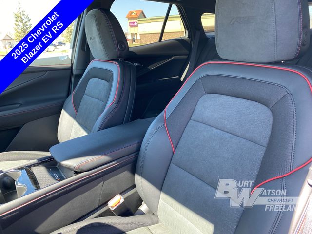 2025 Chevrolet Blazer EV RS photo