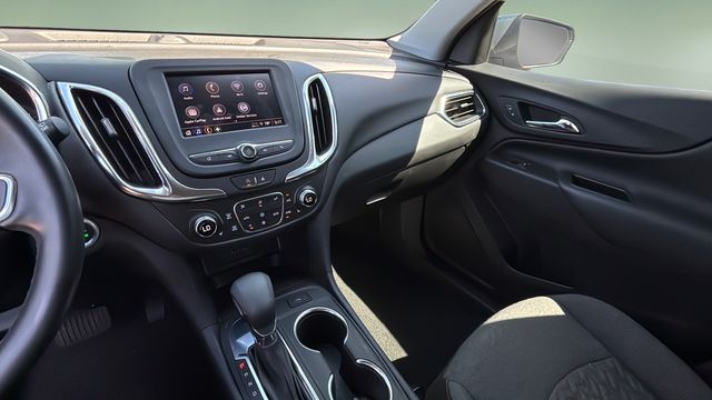 Used 2024 Gray Chevrolet LT image 25