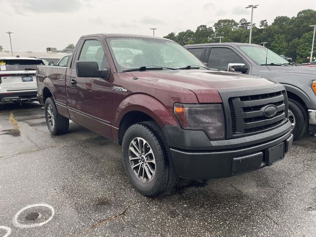 Royal Red Clearcoat Metallic 2009 Ford F-150 STX Pickup Truck 4X2 4-Speed Automatic Overdrive