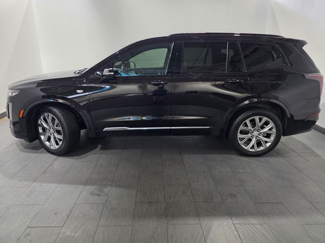 Used 2020 Black Cadillac Sport image 2