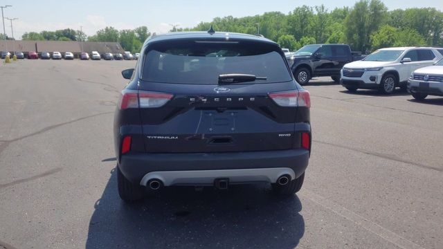 2021 Ford Escape Titanium 7