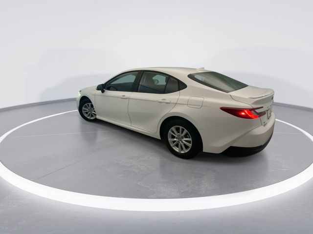 Used 2025 White Toyota LE image 4