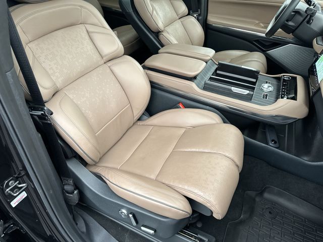 Certified Used 2025 Black Lincoln Black Label image 29