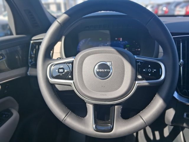 New 2026 Crystal White Pearl Volvo T8 Plus image 9