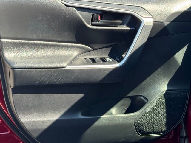 Used 2021 Toyota RAV4 SUV