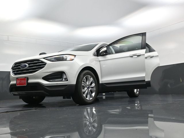 2022 Ford Edge Titanium White at Legacy Ford