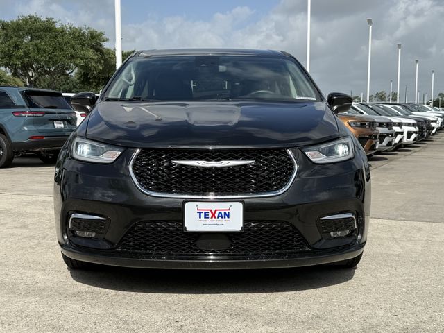 2023 Chrysler Pacifica Hybrid Touring L Black at Bayway Cadillac of The Woodlands