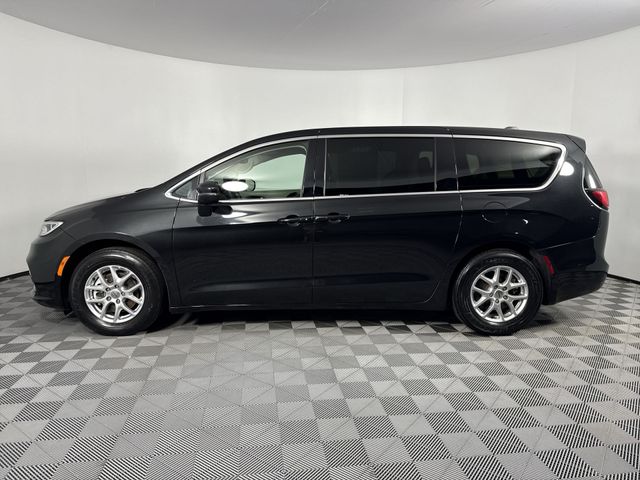 Used 2023 Chrysler Pacifica For Sale in Indianapolis, IN