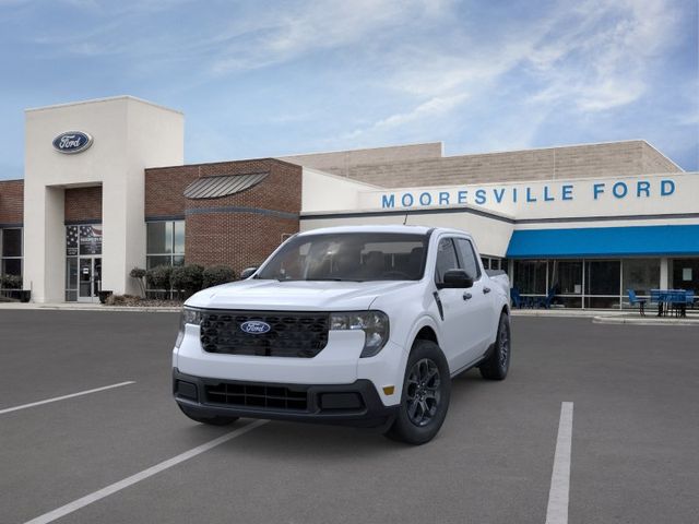 New 2026 White Ford XLT image 2