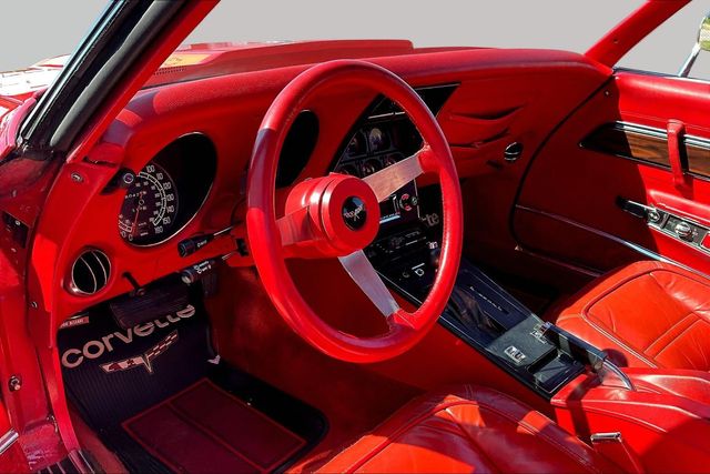 1977 Chevrolet Corvette Base - 11