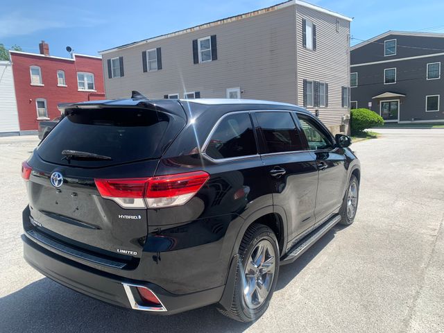 Used 2017 Toyota Highlander Hybrid SUV