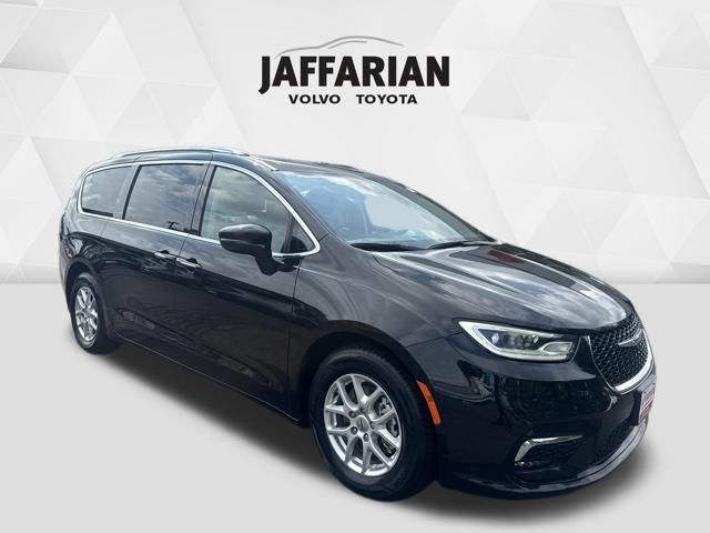 Used 2021 Chrysler Pacifica Van