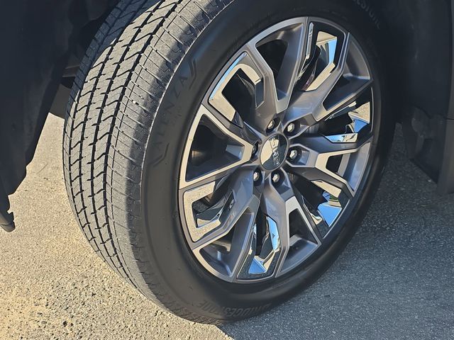 Used 2024 Silver GMC Denali image 33