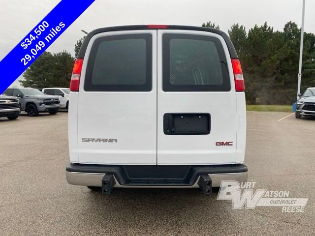 2022 GMC Savana 2500 Work Van 8