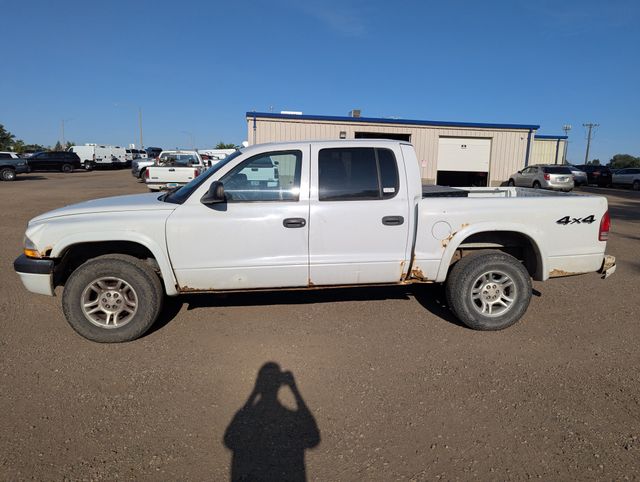 2004 White Dodge Dakota Sport 4X4 Truck