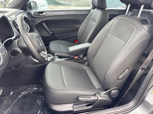 2018 Volkswagen Beetle - $22,888