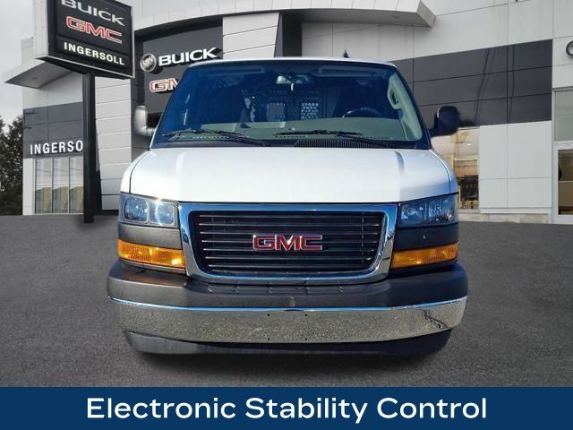 2022 GMC Savana 2500 Work Van 9