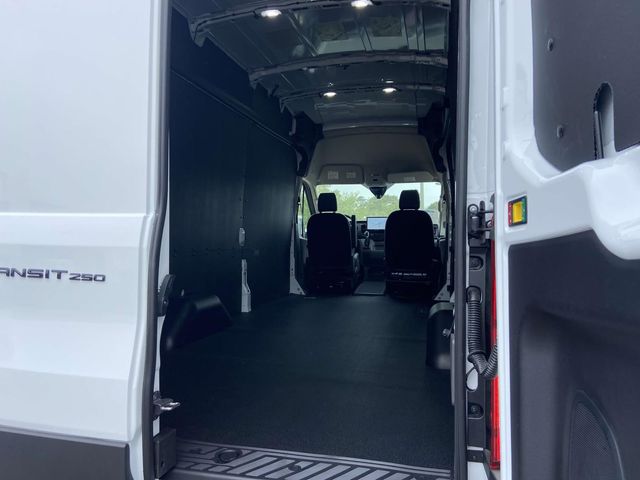 New 2026 White Ford Base image 8