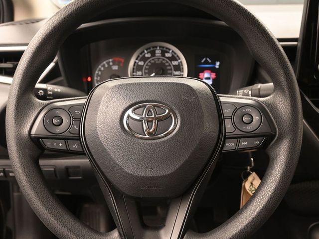 2022 Toyota Corolla LE 22