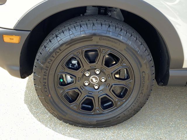 New 2025 Beige Ford Badlands image 7