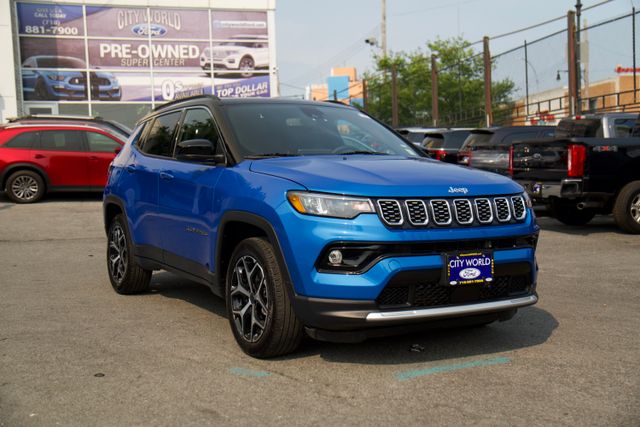 Hydro Blue Pearlcoat 2025 Jeep Compass SUV / Crossover Four-Wheel Drive 8-Speed Automatic