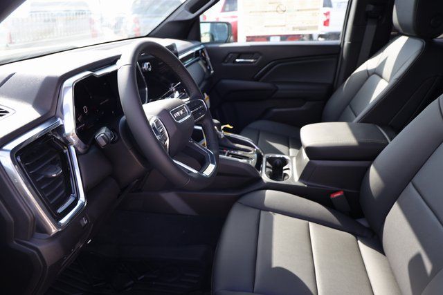 2026 GMC Canyon Elevation - 9