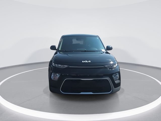 Used 2022 Black Kia LX image 3